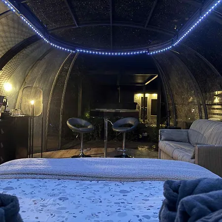 Dome Du Puits Avec Jacuzzi Et Sauna Privatif