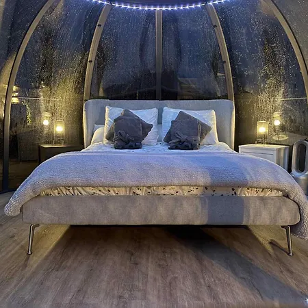 Dome Du Puits Avec Jacuzzi Et Sauna Privatif Havinnes